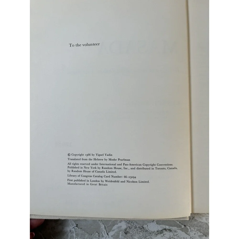 Masada : Herod's Fortress and the Zealot's Last Stand by Yigael Yadin‎ 1966